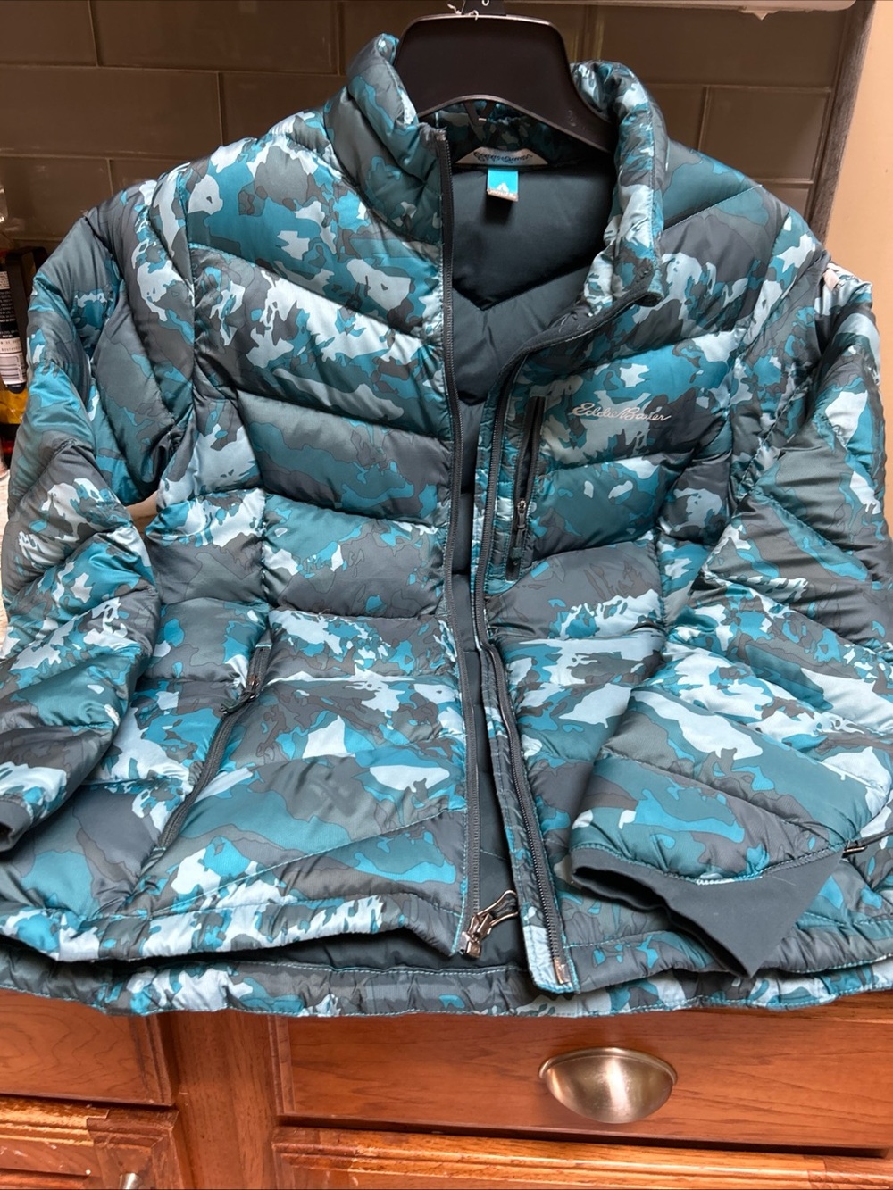 Eddie Bauer Down First Ascent women Stormdown 800 Fill Down Jacket M Petite.